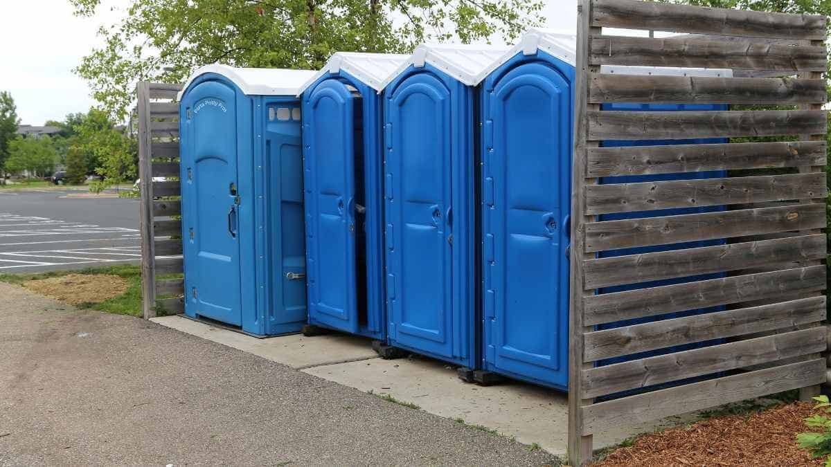 Luxury Portable Restrooms - Porta Potty Rental Pros - Porta Potty Rentals services in Forest Park, GA